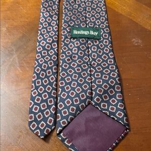 Hastings Bay Men Tie Necktie Geometric 100% Silk